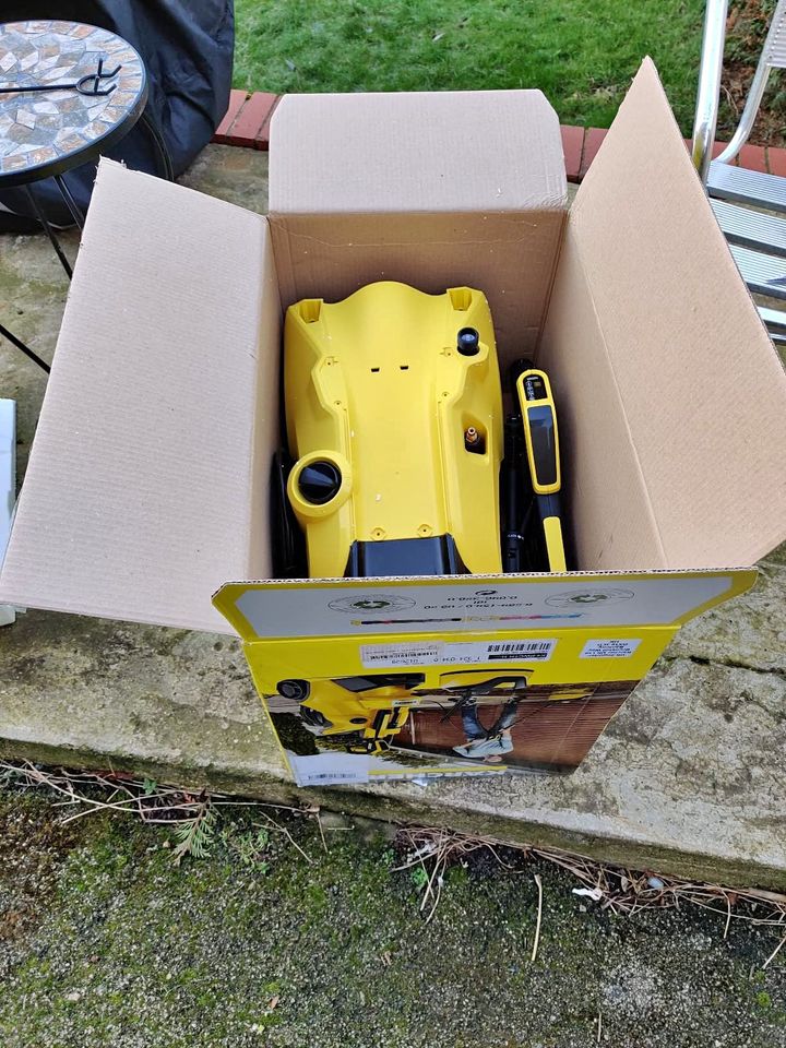 Kärcher K 4 Power Control Home high pressure washer.