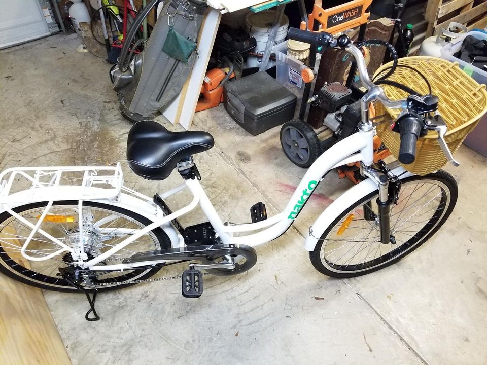 Electric Bike for Adult 350W Ebike 18-22MPH 45-60 Miles 26 City Commuter Ebike